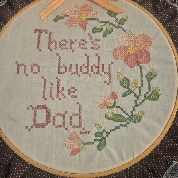 Crossstich Sampler, Vintage 1980 Brown and Peach "There’s No Buddy Like Dad" in - Picture 3 of 4